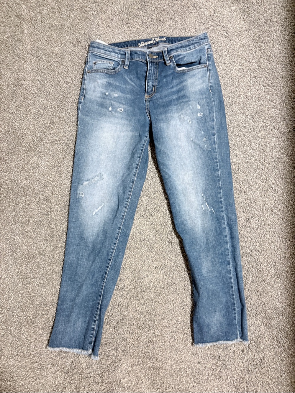 Universal Thread Light Blue Distressed Cropped Ankle Jeans